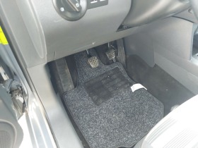 VW Caddy 1.2, снимка 16