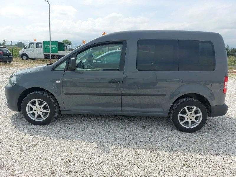 VW Caddy 1.2, снимка 11 - Автомобили и джипове - 45479071