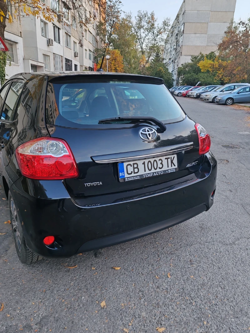 Toyota Auris, снимка 12 - Автомобили и джипове - 47971923