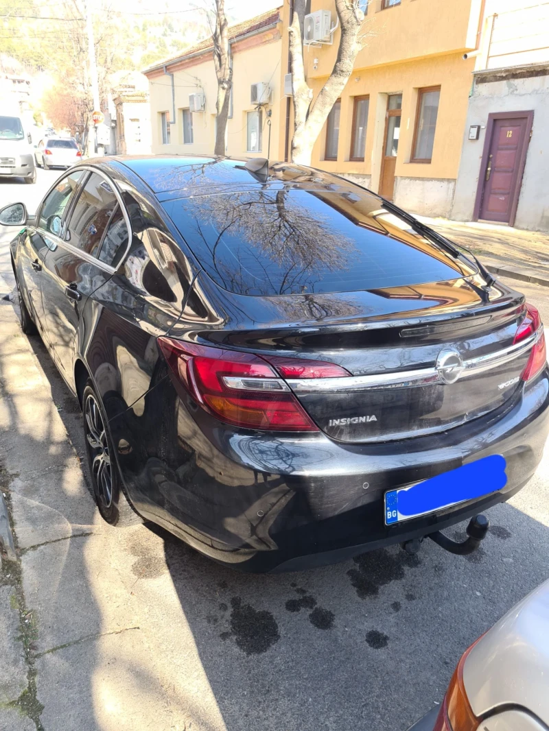 Opel Insignia, снимка 2 - Автомобили и джипове - 48911283