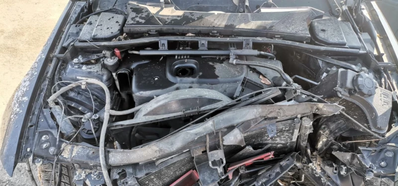 BMW 320 2.0, снимка 7 - Автомобили и джипове - 49808050