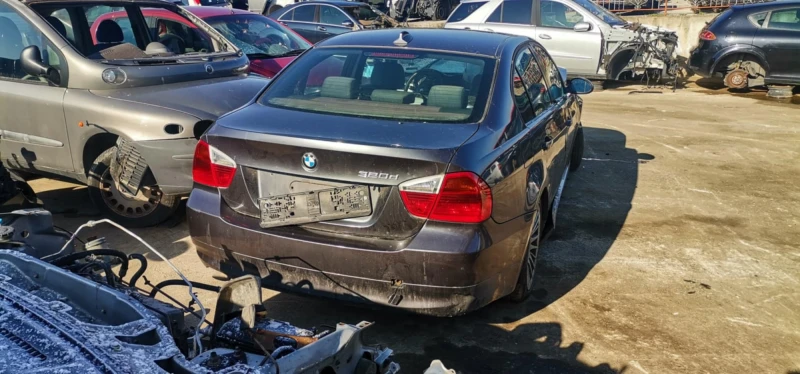 BMW 320 2.0, снимка 2 - Автомобили и джипове - 49808050