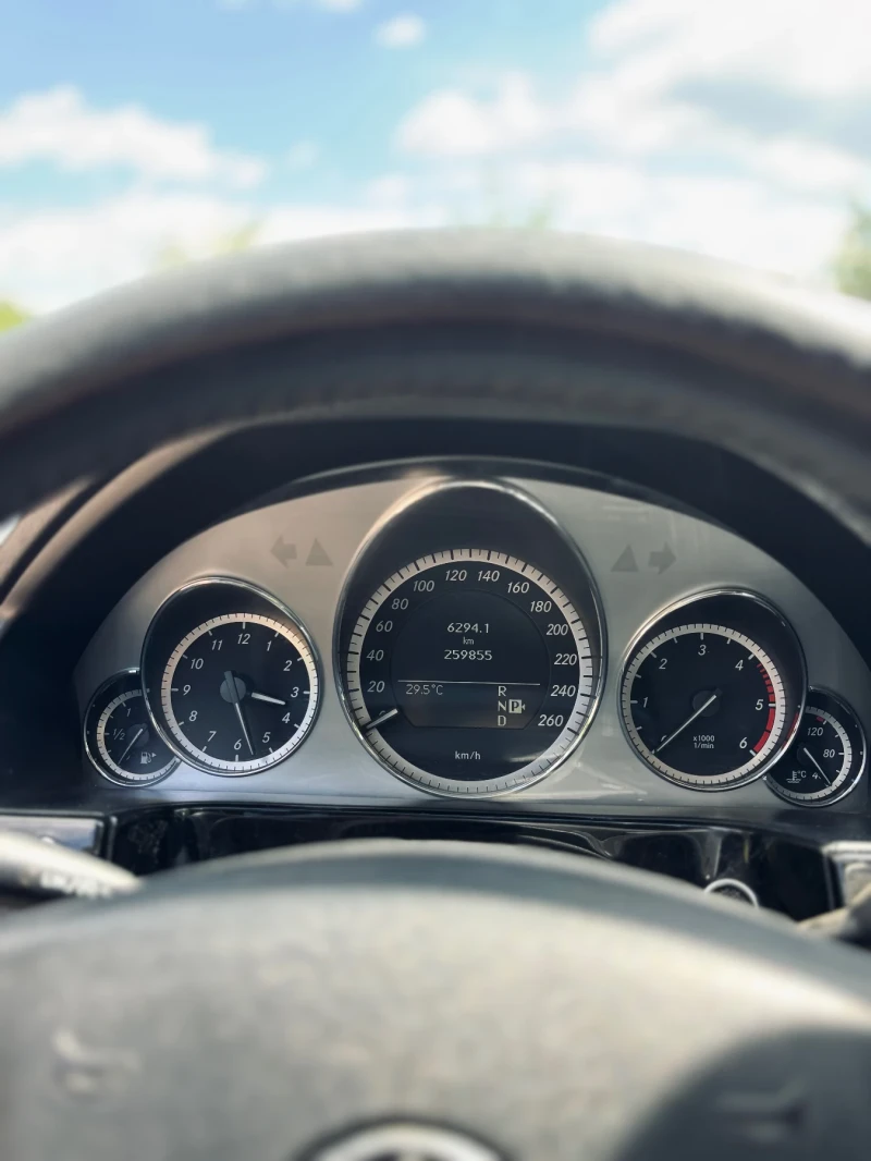 Mercedes-Benz E 350, снимка 7 - Автомобили и джипове - 51241535