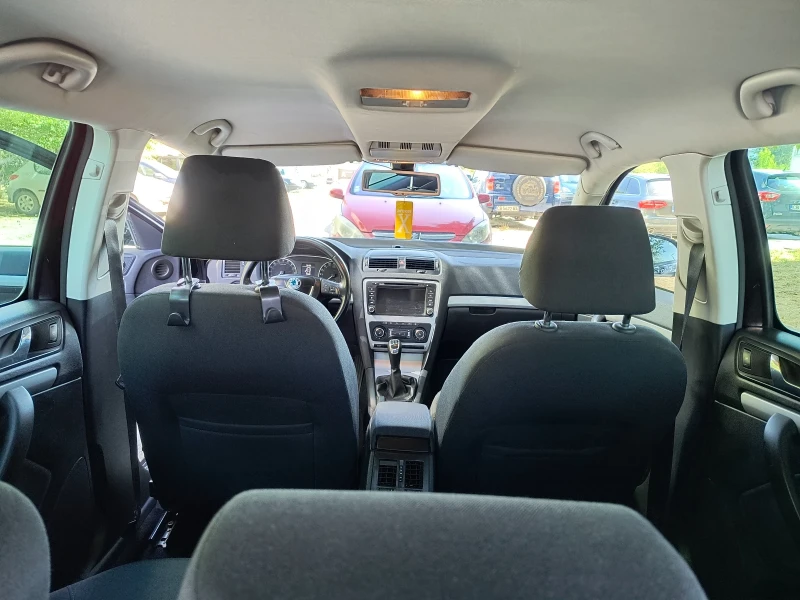 Skoda Octavia, снимка 12 - Автомобили и джипове - 52432159