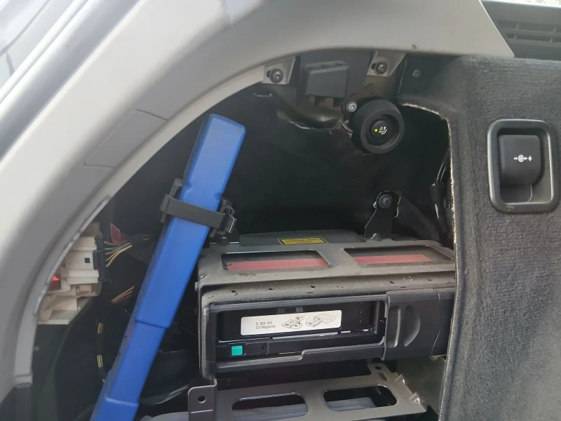 BMW 320 D NAVI, PDC, PANORAMA, снимка 8 - Автомобили и джипове - 52526164