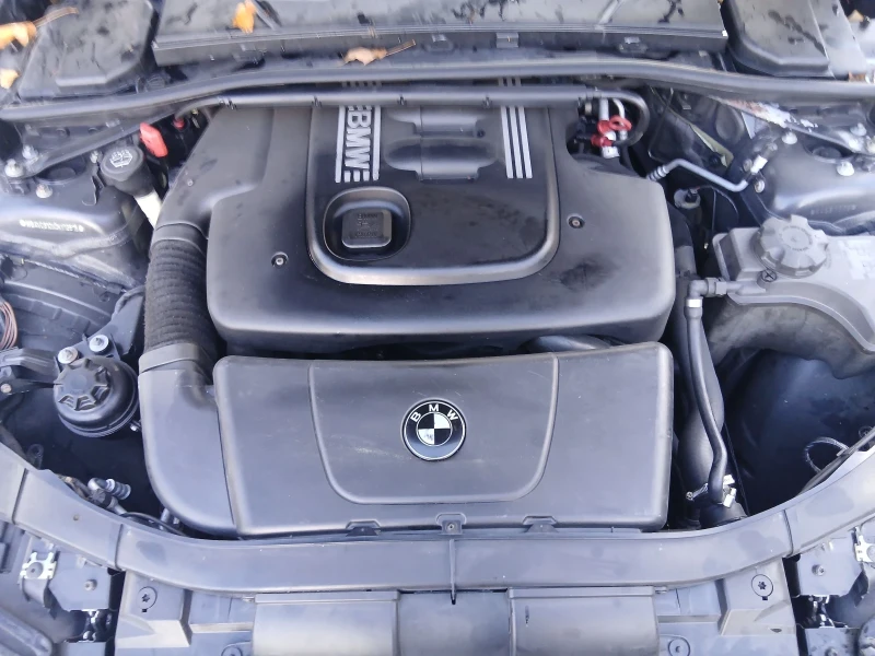 BMW 320 D NAVI, PDC, PANORAMA, снимка 10 - Автомобили и джипове - 52526164