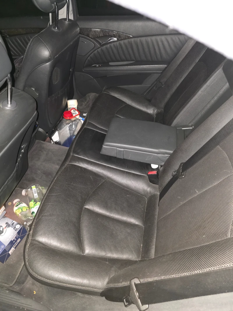 Mercedes-Benz E 320, снимка 9 - Автомобили и джипове - 53101904