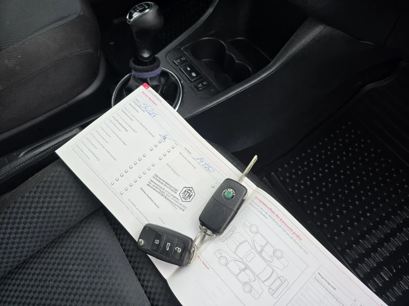 Skoda Fabia 1.6 TDI, снимка 6 - Автомобили и джипове - 53283657