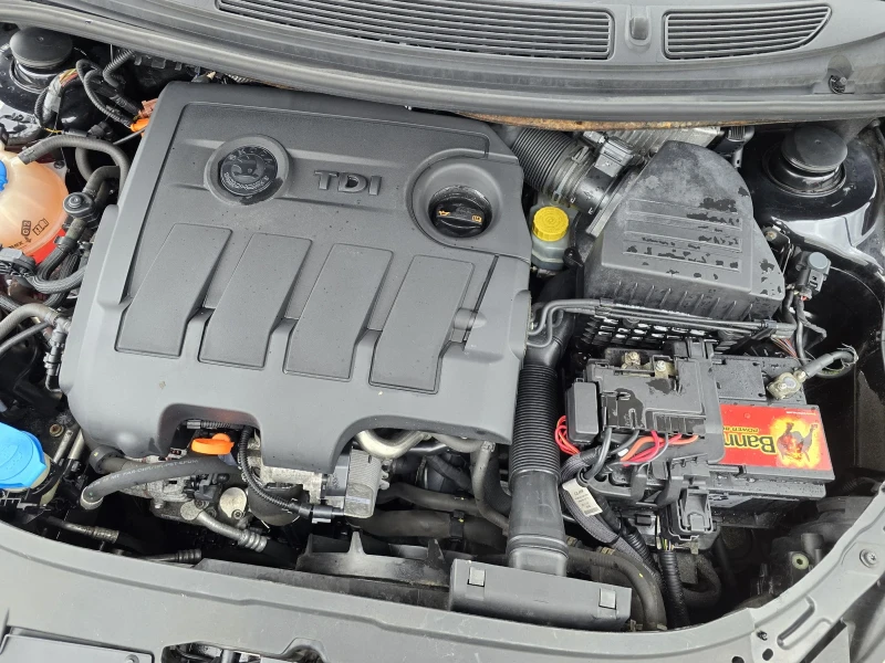 Skoda Fabia 1.6 TDI, снимка 13 - Автомобили и джипове - 53283657