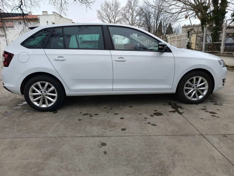 Skoda Rapid, снимка 4 - Автомобили и джипове - 53385113