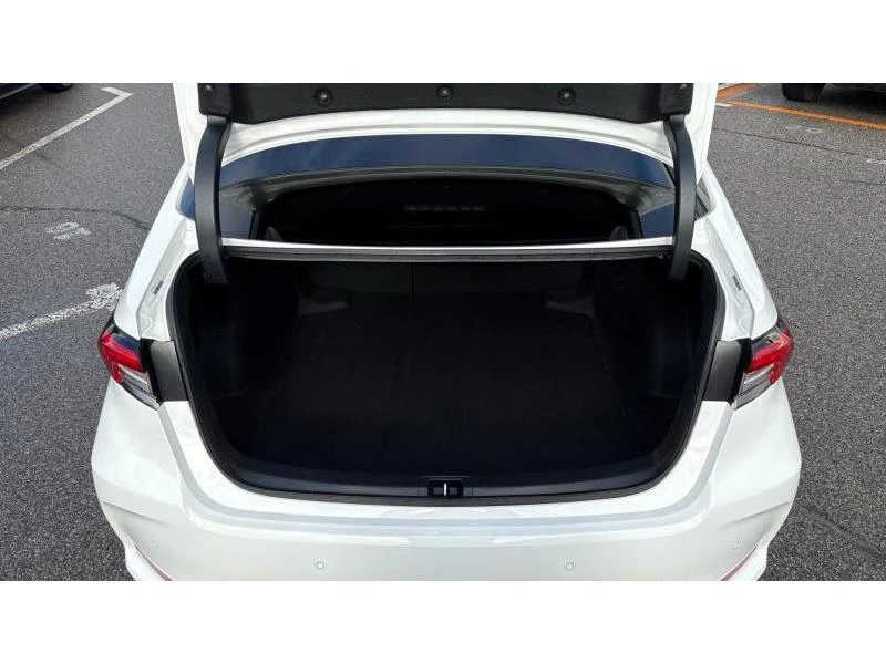 Toyota Corolla SDN 1.8HSD EXECUTIVE PLUS, снимка 10 - Автомобили и джипове - 54333194