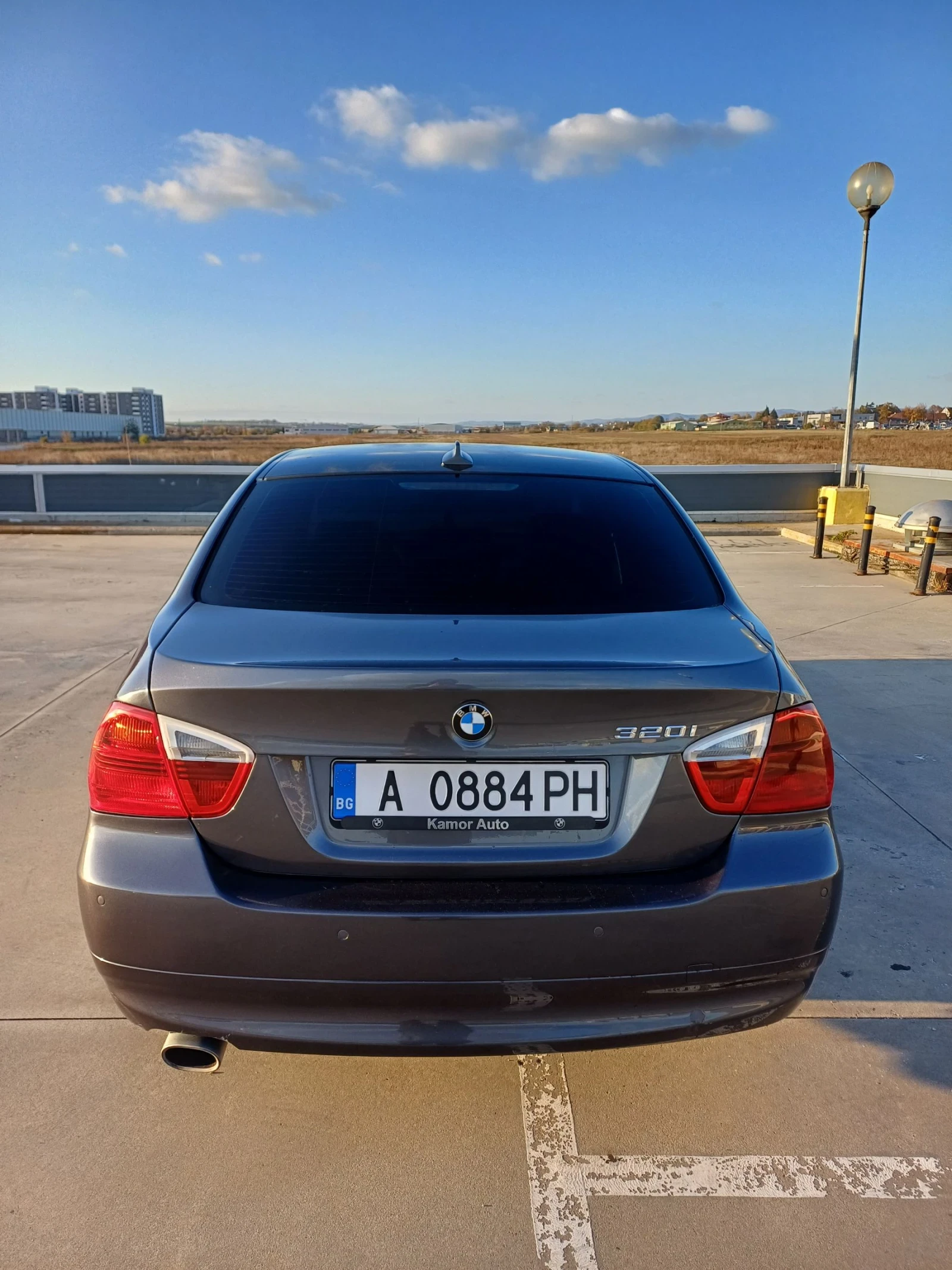 BMW 320 320 - изображение 5