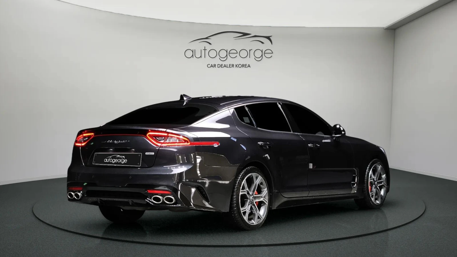 Kia Stinger 3.3T AWD  - изображение 2