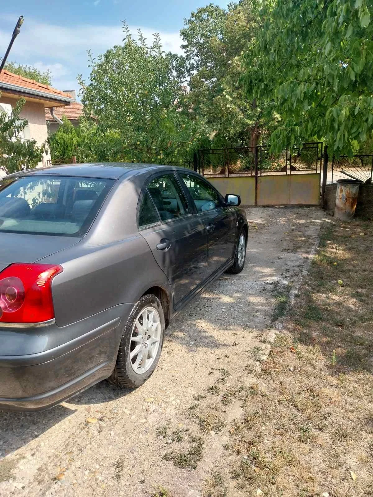 Toyota Avensis D4D  | Mobile.bg — изображение 2