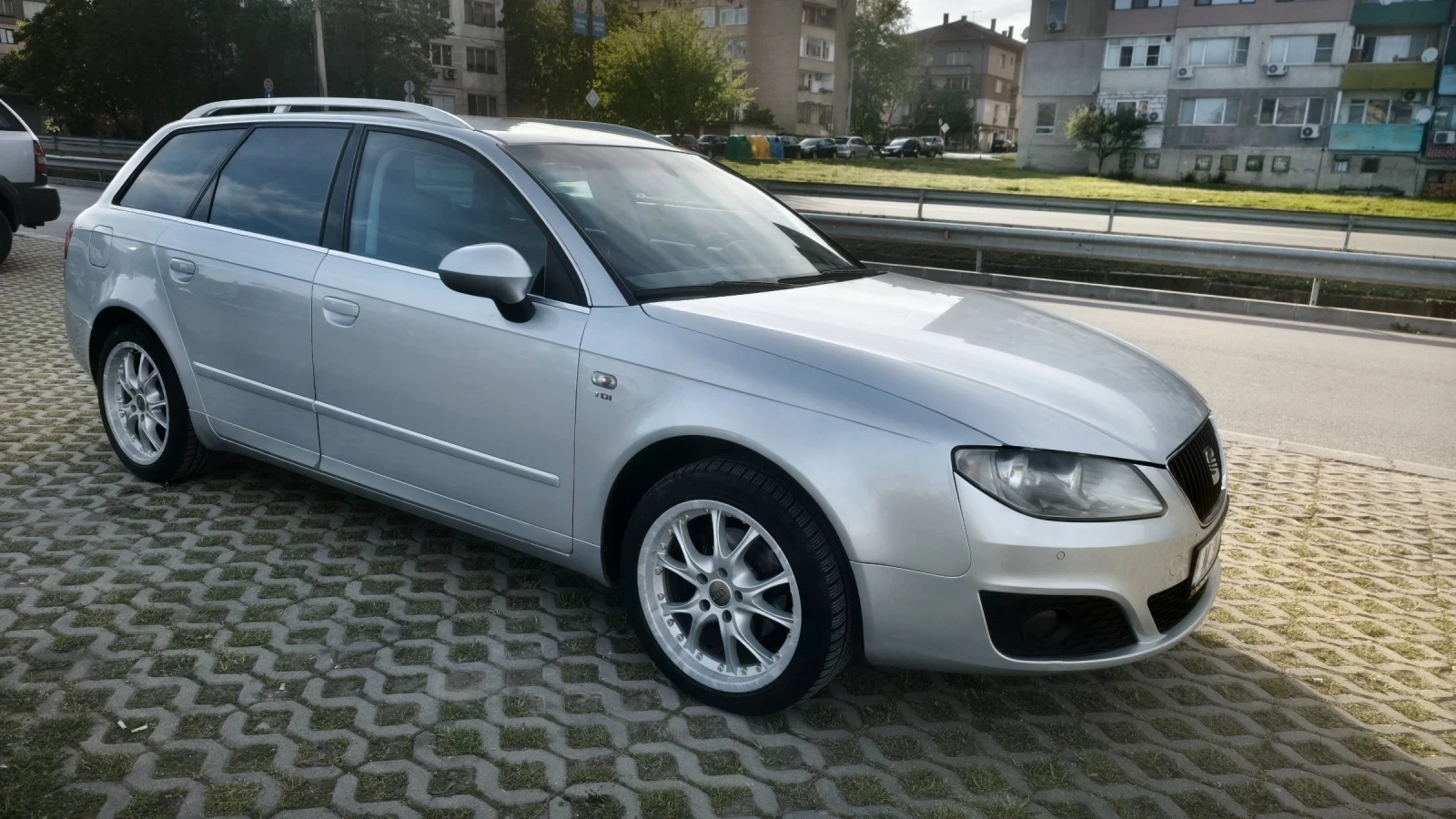 Seat Exeo 2.0 TDI 143 ps, снимка 12 - Автомобили и джипове - 52633945
