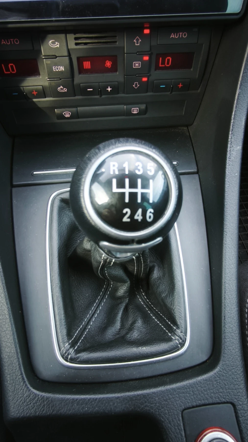 Seat Exeo 2.0 TDI 143 ps, снимка 7 - Автомобили и джипове - 52633945