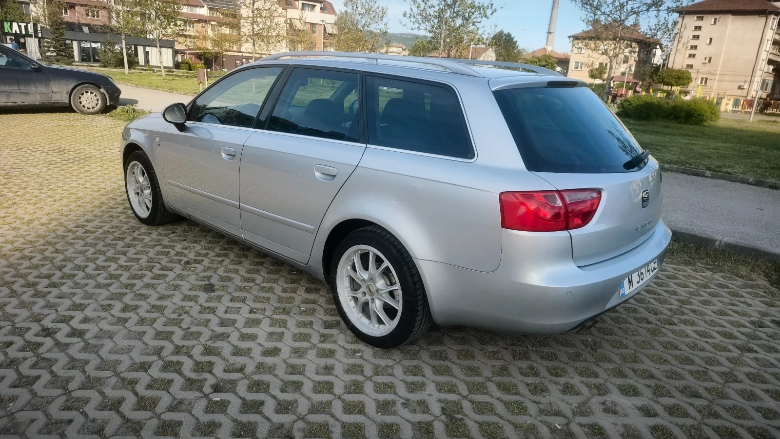 Seat Exeo 2.0 TDI 143 ps, снимка 13 - Автомобили и джипове - 52633945
