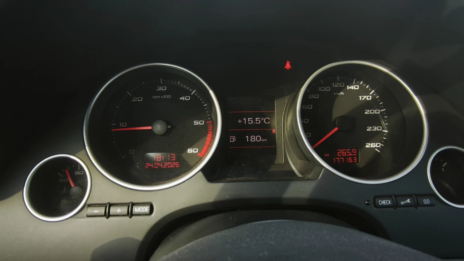 Seat Exeo 2.0 TDI 143 ps, снимка 4 - Автомобили и джипове - 52633945