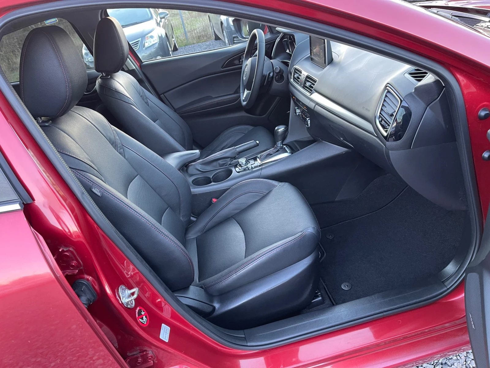 Mazda 3 2.2D, Skyactive, , , Head Up | Mobile.bg   10