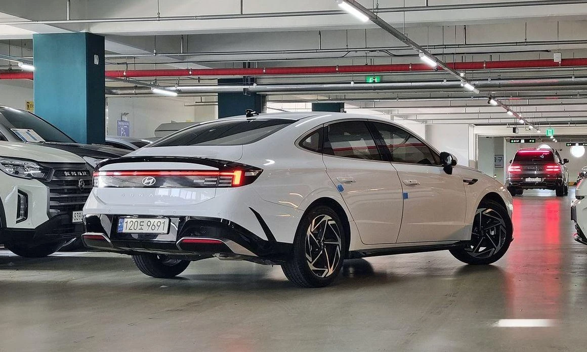 Hyundai Sonata 2.0 LPG Exclusive * НАЙ-ДОБРА ЦЕНА В БЪЛГАРИЯ*  - изображение 2