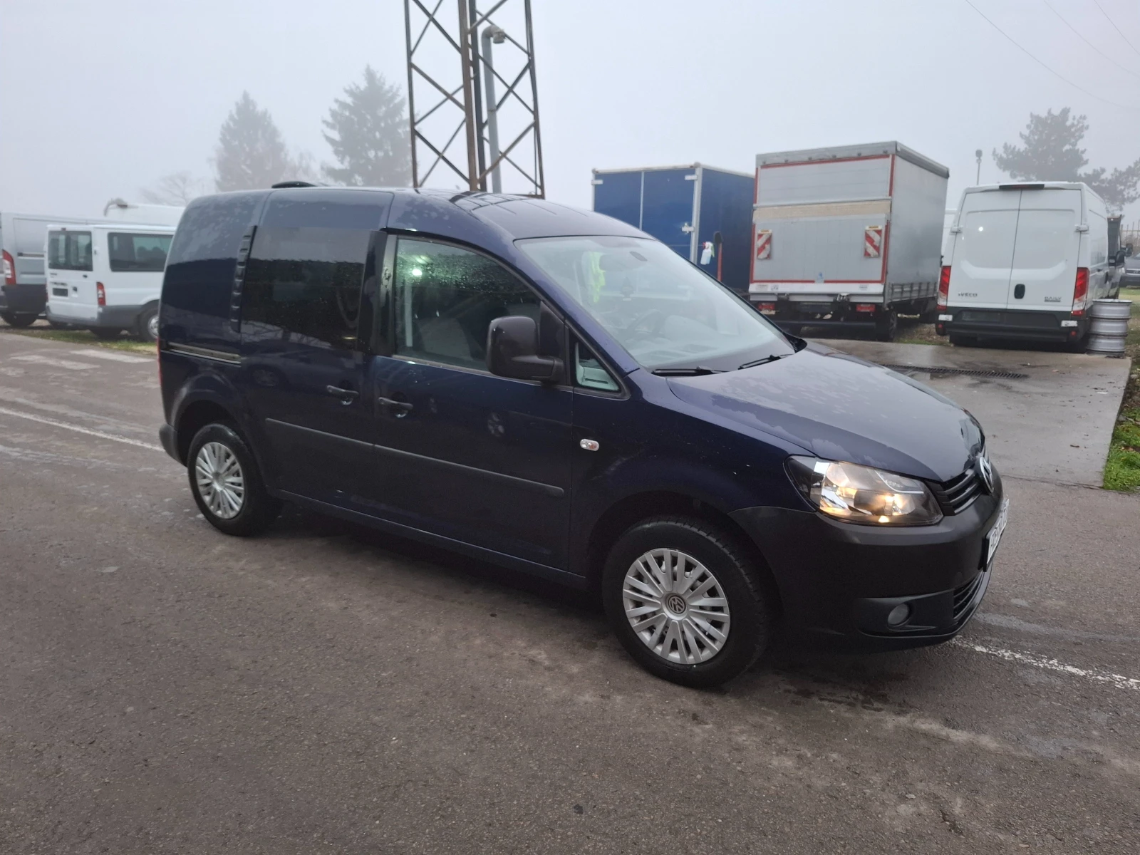 VW Caddy 1.6TDI  - изображение 2