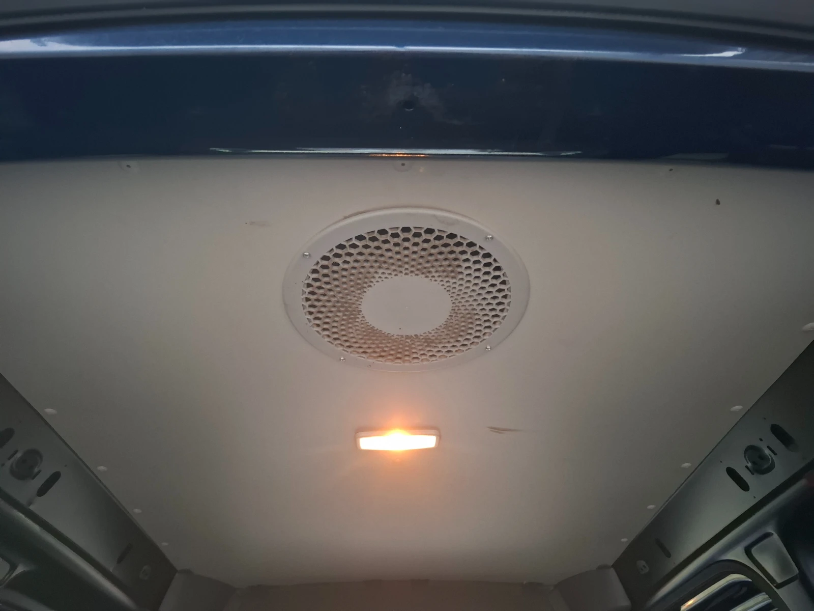 VW Caddy 1.6TDI  | Mobile.bg � ����������� 14