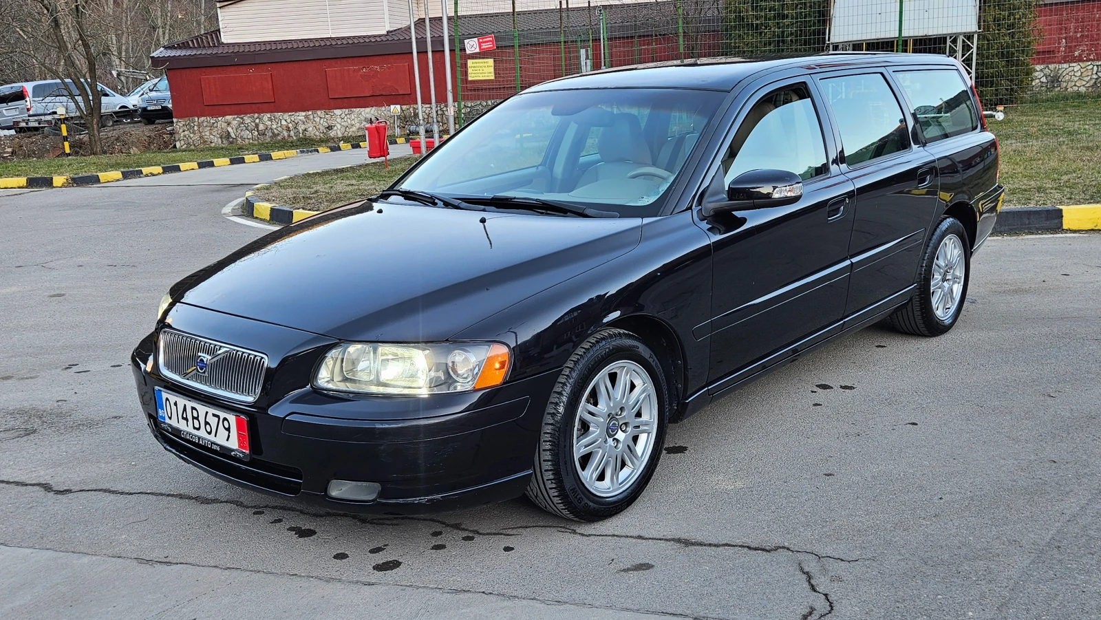 Volvo V70 2.4 D5 AVTOMAT/KOJA/7Mesta - изображение 2