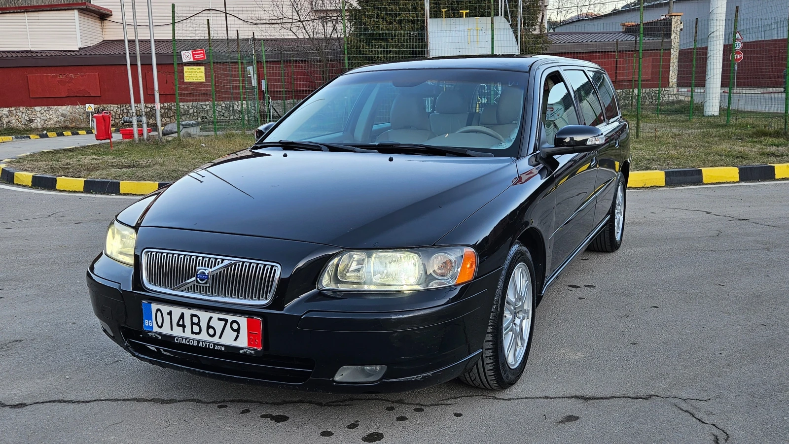 Volvo V70 2.4 D5 AVTOMAT/KOJA/7Mesta | Mobile.bg � ����������� 1