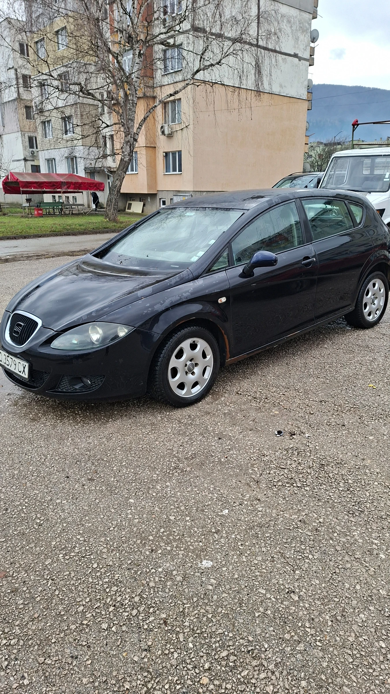Seat Leon 1.9 TDI , снимка 2 - Автомобили и джипове - 53848646