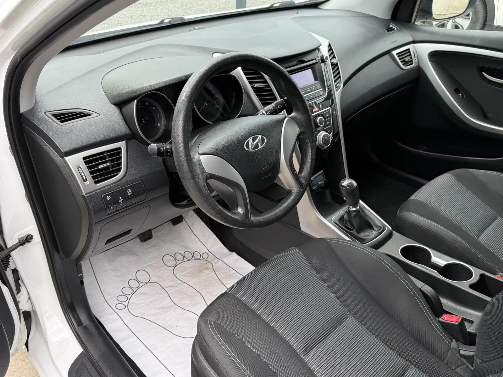 Hyundai I30, снимка 6 - Автомобили и джипове - 53885314