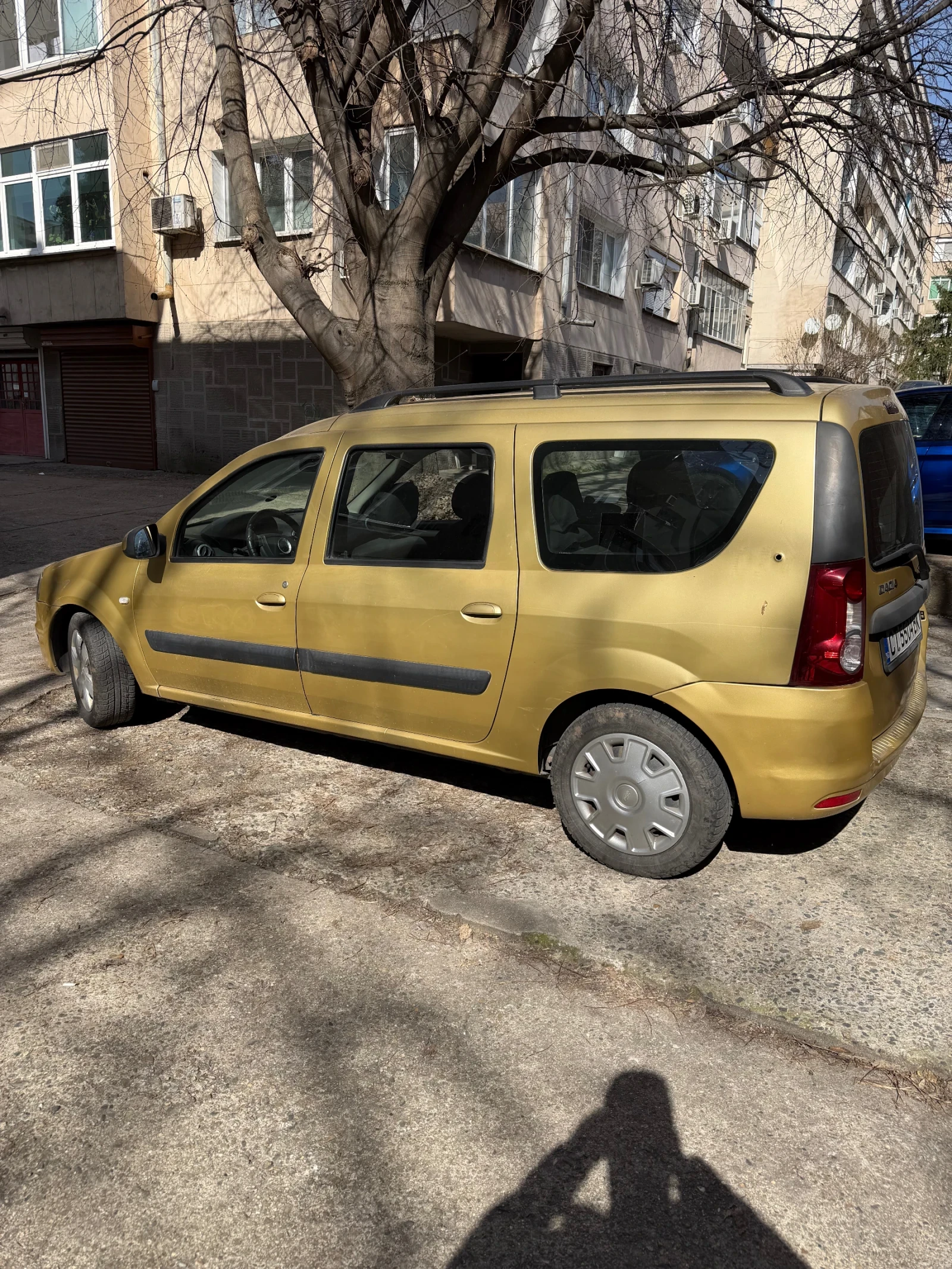 Dacia Logan, снимка 6 - Автомобили и джипове - 53965406