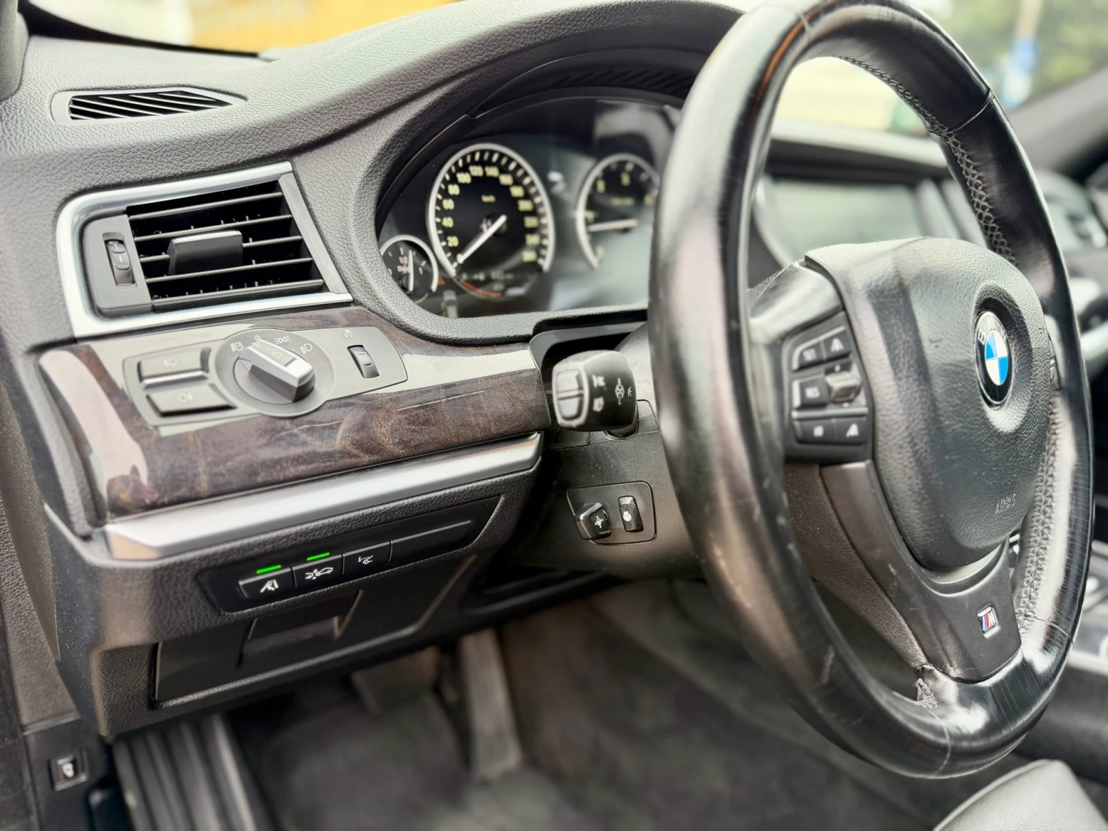 BMW 5 Gran Turismo 530XD, снимка 15 - Автомобили и джипове - 54009082