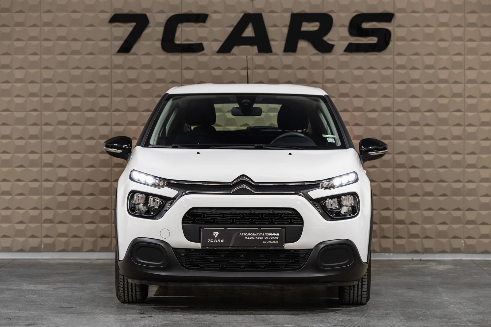 Citroen C3 1.2 PureTech * БЕНЗИН * ИКОНОМИЧЕН * Ел. СТЪКЛА, снимка 2 - Автомобили и джипове - 54068092