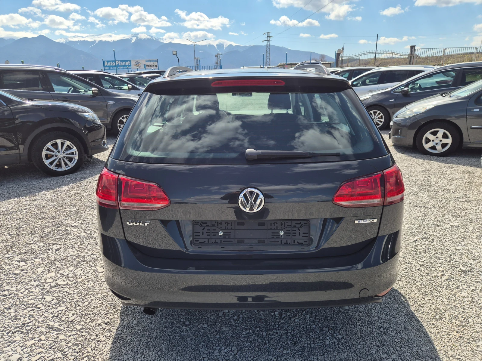 VW Golf 1.6 TDI, снимка 4 - Автомобили и джипове - 54153387