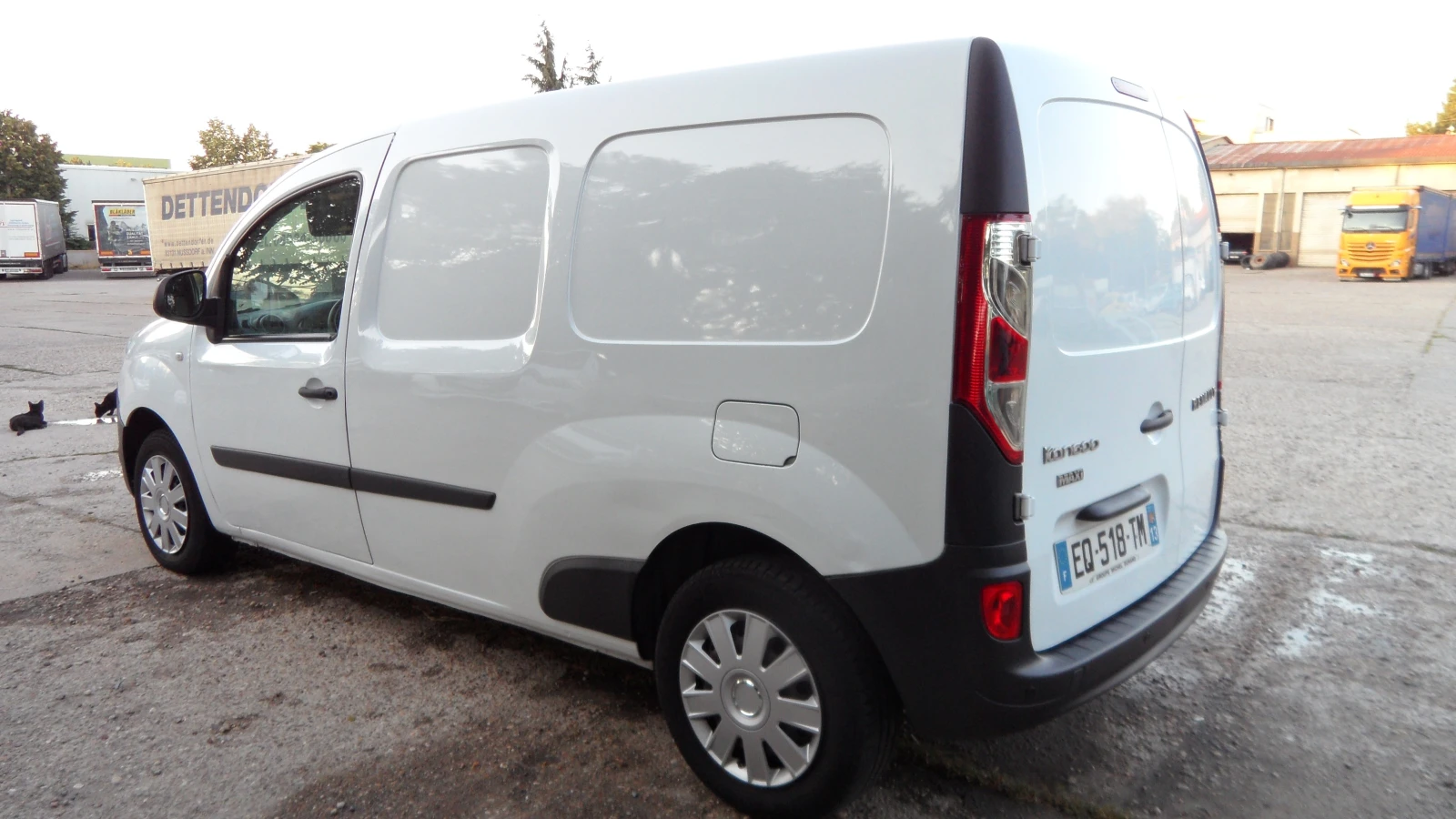 Renault Kangoo MAXI /климатик, снимка 8 - Автомобили и джипове - 54270231