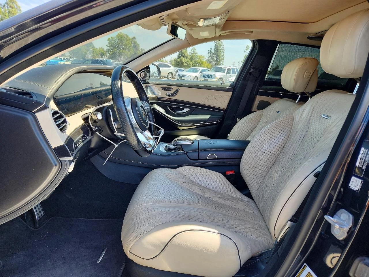 Mercedes-Benz S 63 AMG 4MATIC+ * BURMESTER 3D* HEAD-UP* DISTRONIC* 360 CA, снимка 8 - Автомобили и джипове - 54789196