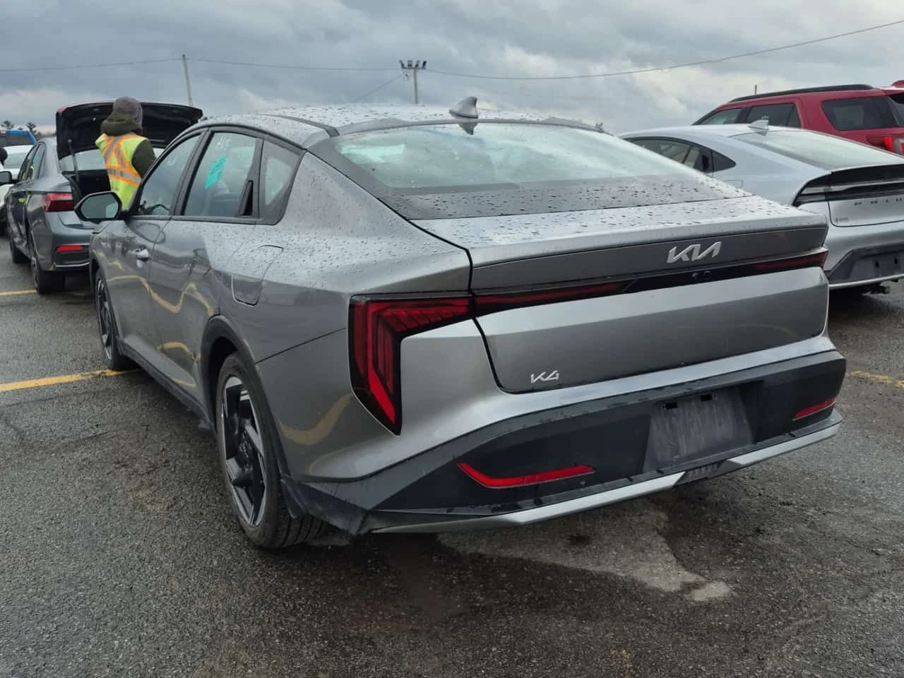 Kia K4  EX / DISTRONIC / CAMERA / АВТОКРЕДИТ , снимка 4 - Автомобили и джипове - 54923718