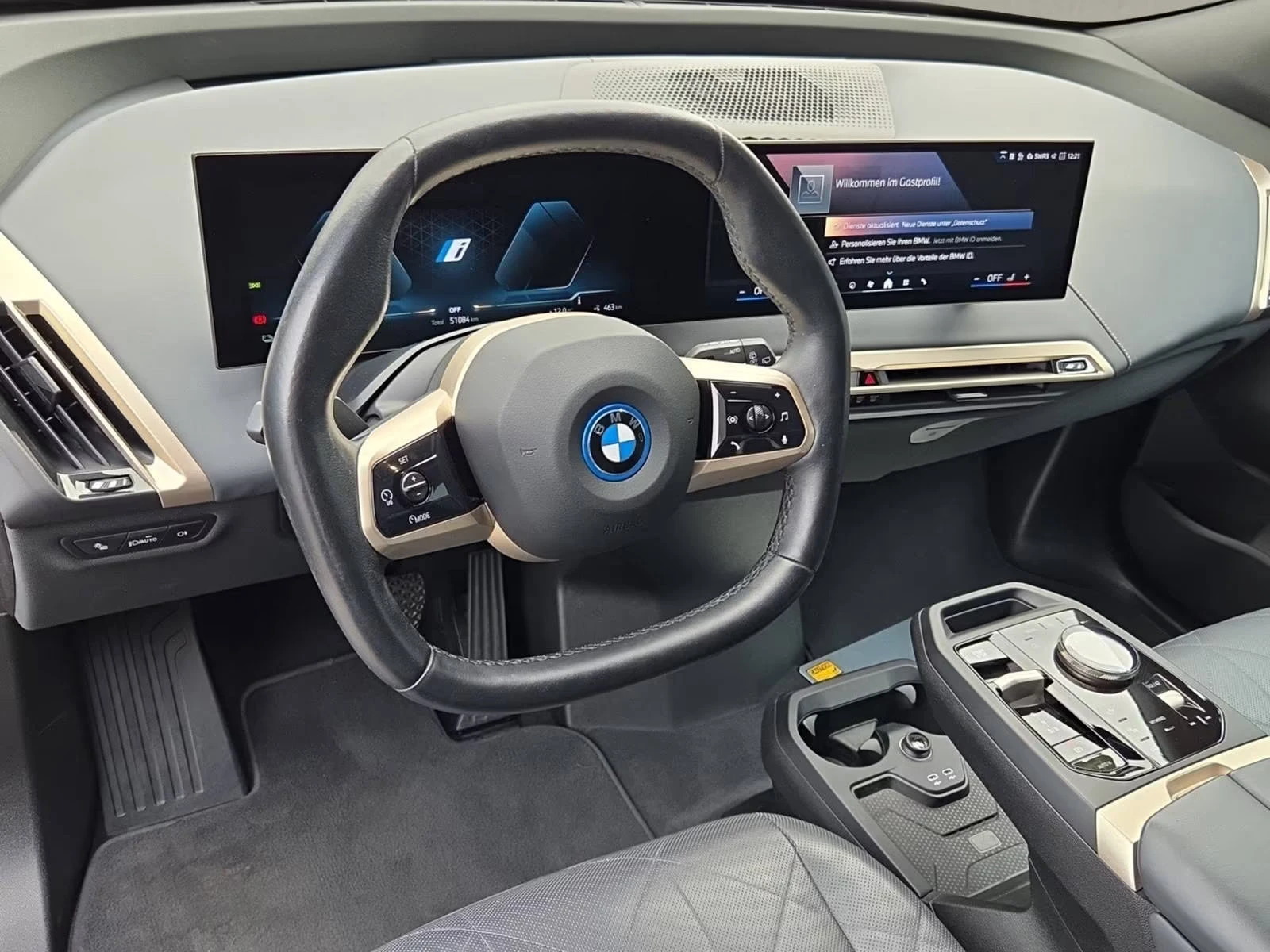 BMW iX 50/xDRIVE/523HP/HUD/SPORT/360/LASER/524z, снимка 9 - Автомобили и джипове - 55133258