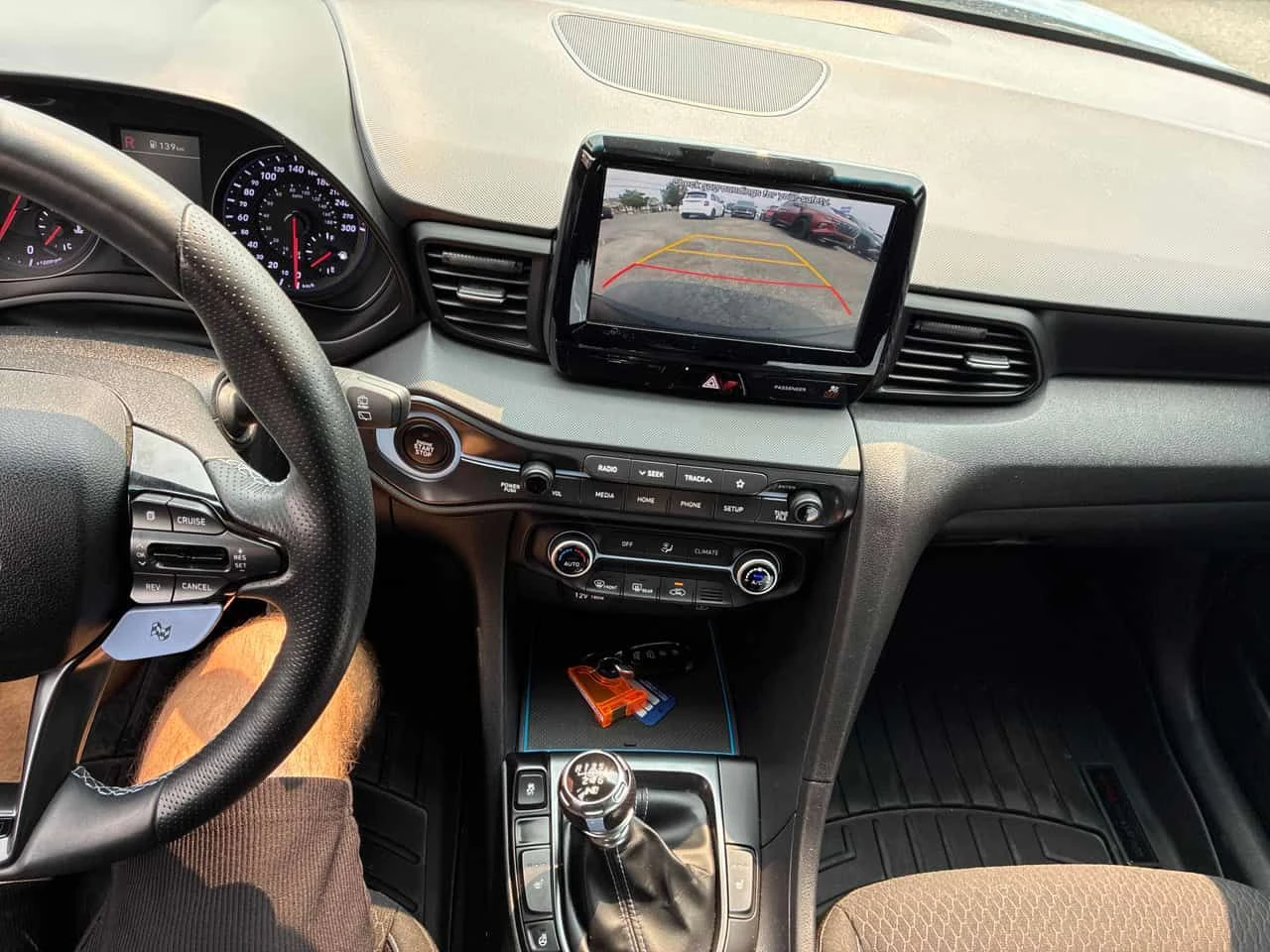 Hyundai Veloster  * Manual * CARFAX * ЦЕНА ДО БГ, снимка 8 - Автомобили и джипове - 55333025