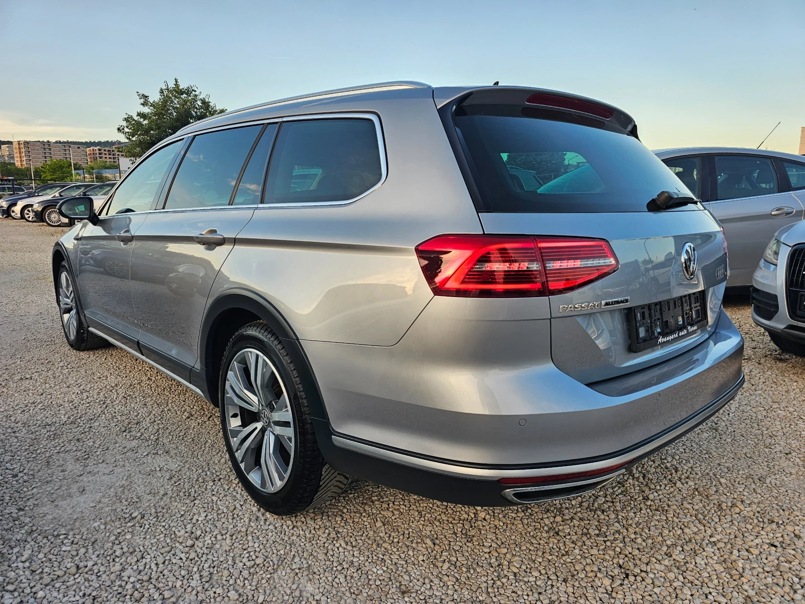 VW Passat Alltrack, 2.0TDI, 190к.с., 4х4 , снимка 6 - Автомобили и джипове - 55418046