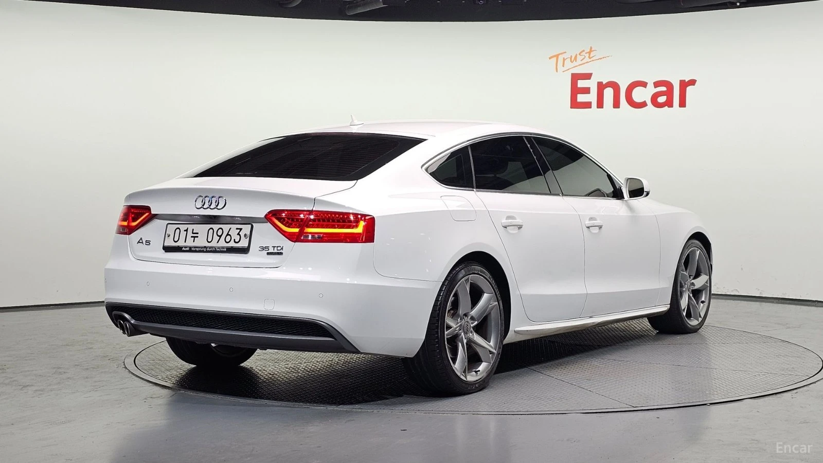 Audi A5 35 TDI QUATTRO DYNAMIC SPORTBACK, снимка 2 - Автомобили и джипове - 55465577