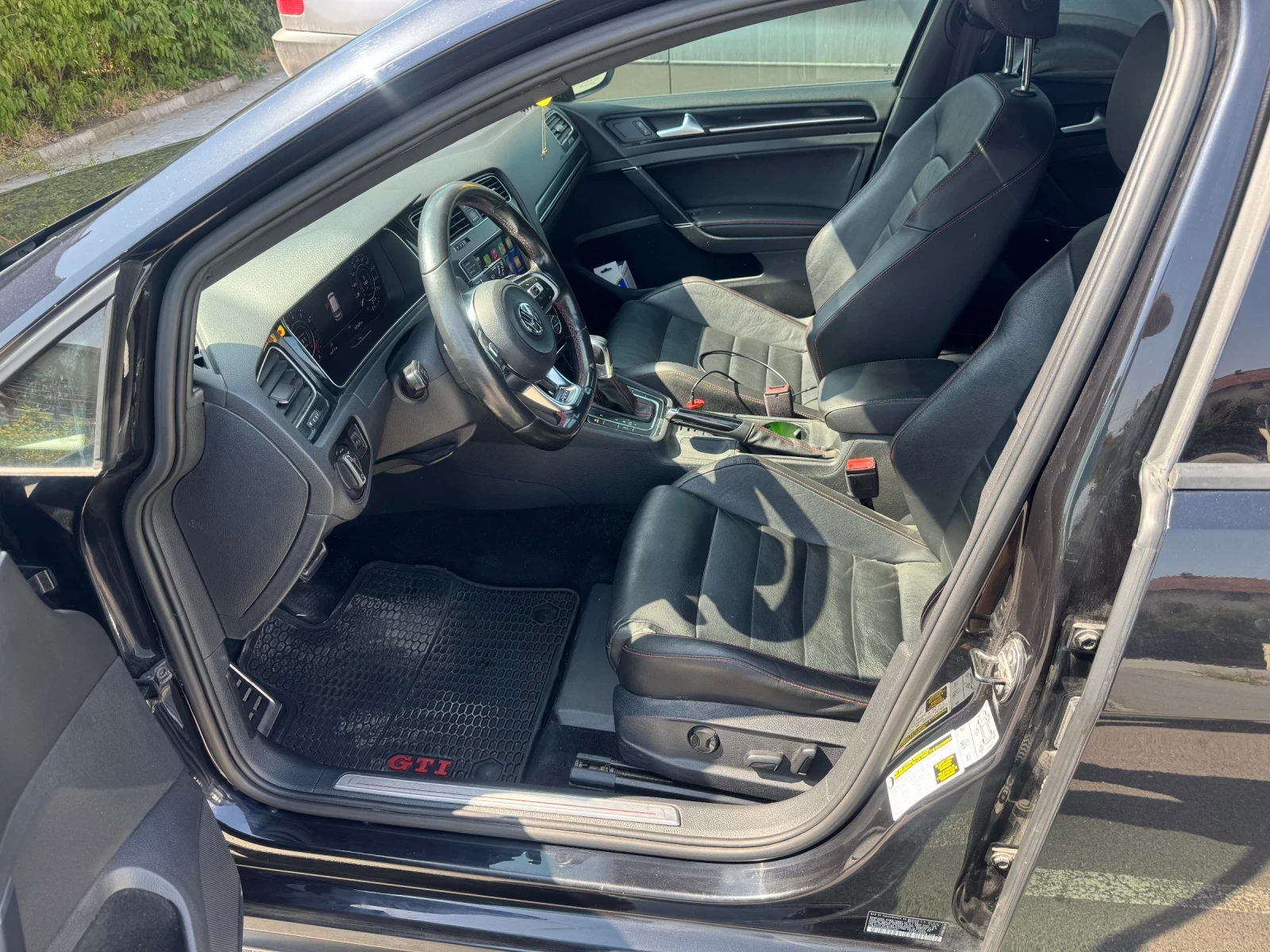 VW Golf GTI PERFORMANCE , снимка 11 - Автомобили и джипове - 55905345