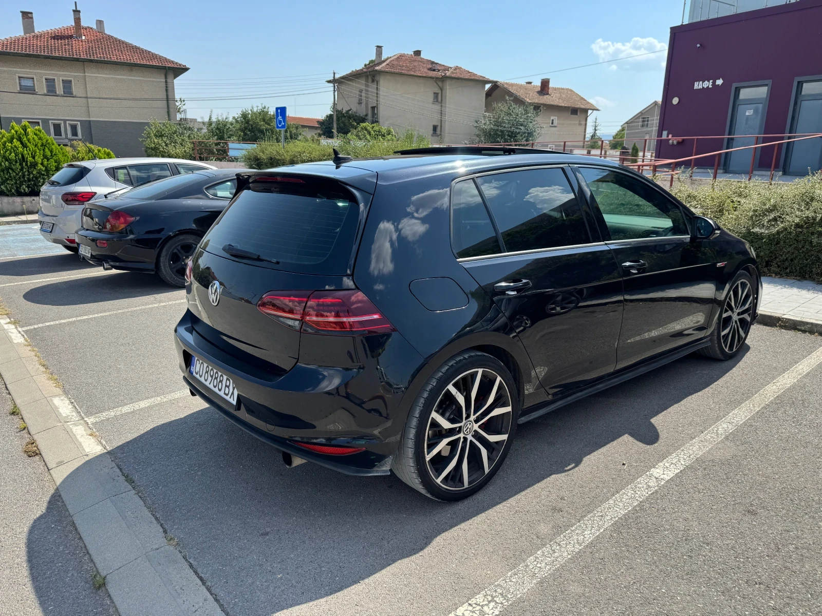 VW Golf GTI PERFORMANCE , снимка 3 - Автомобили и джипове - 55905345