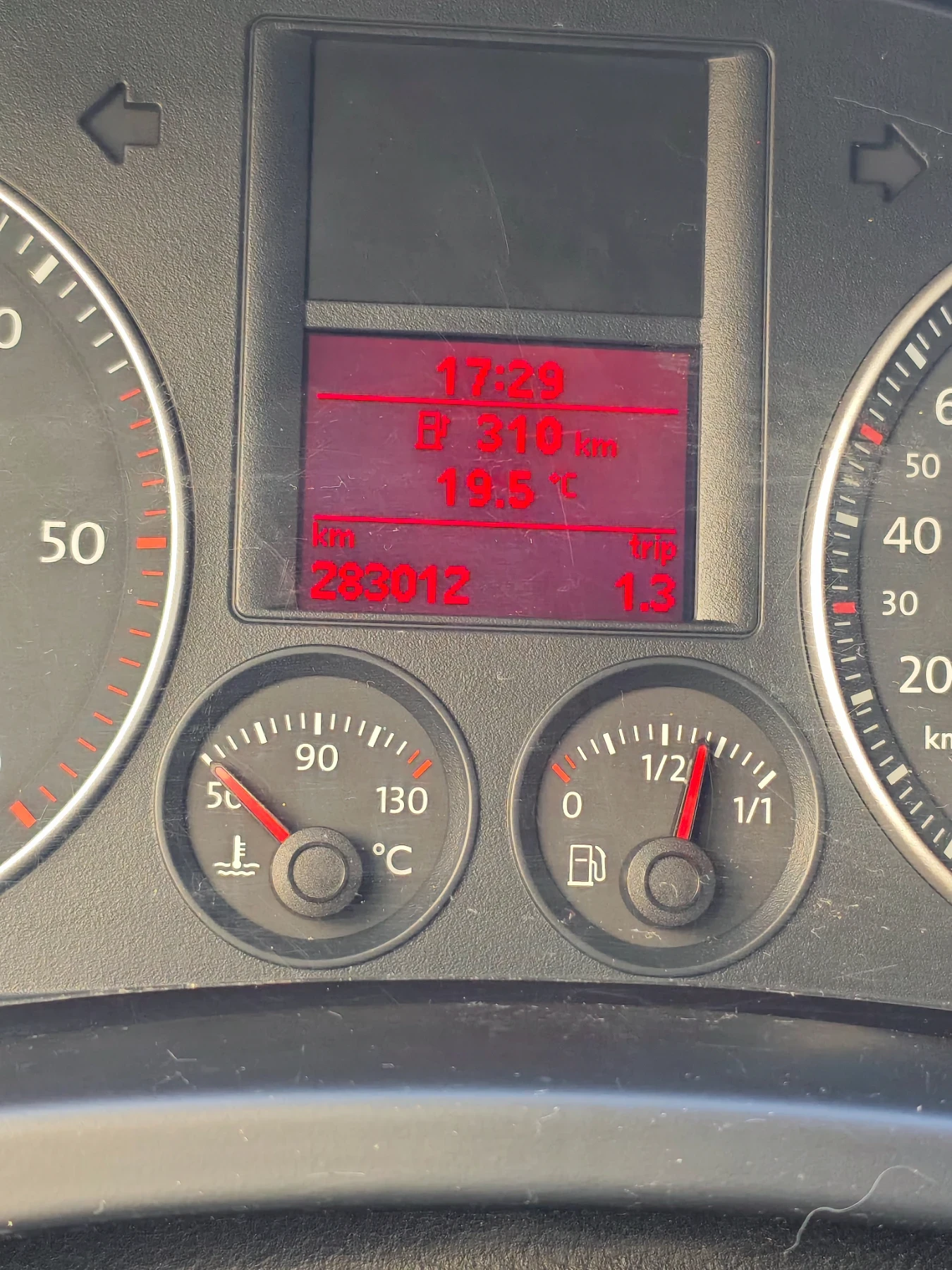 VW Golf Plus, снимка 6 - Автомобили и джипове - 56073558