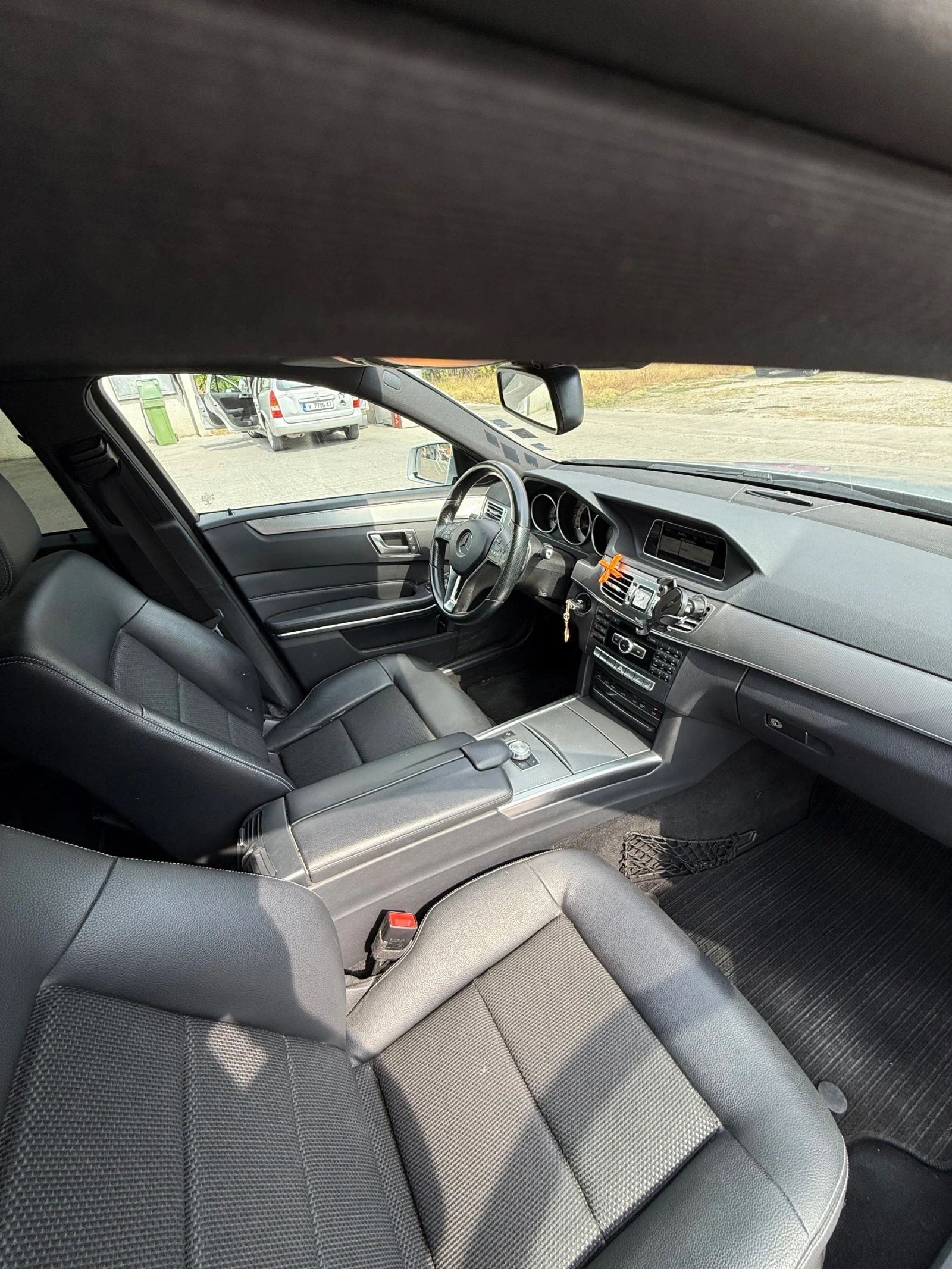 Mercedes-Benz E 250 TOP* OBSLUJENA* 211* , снимка 11 - Автомобили и джипове - 56169120