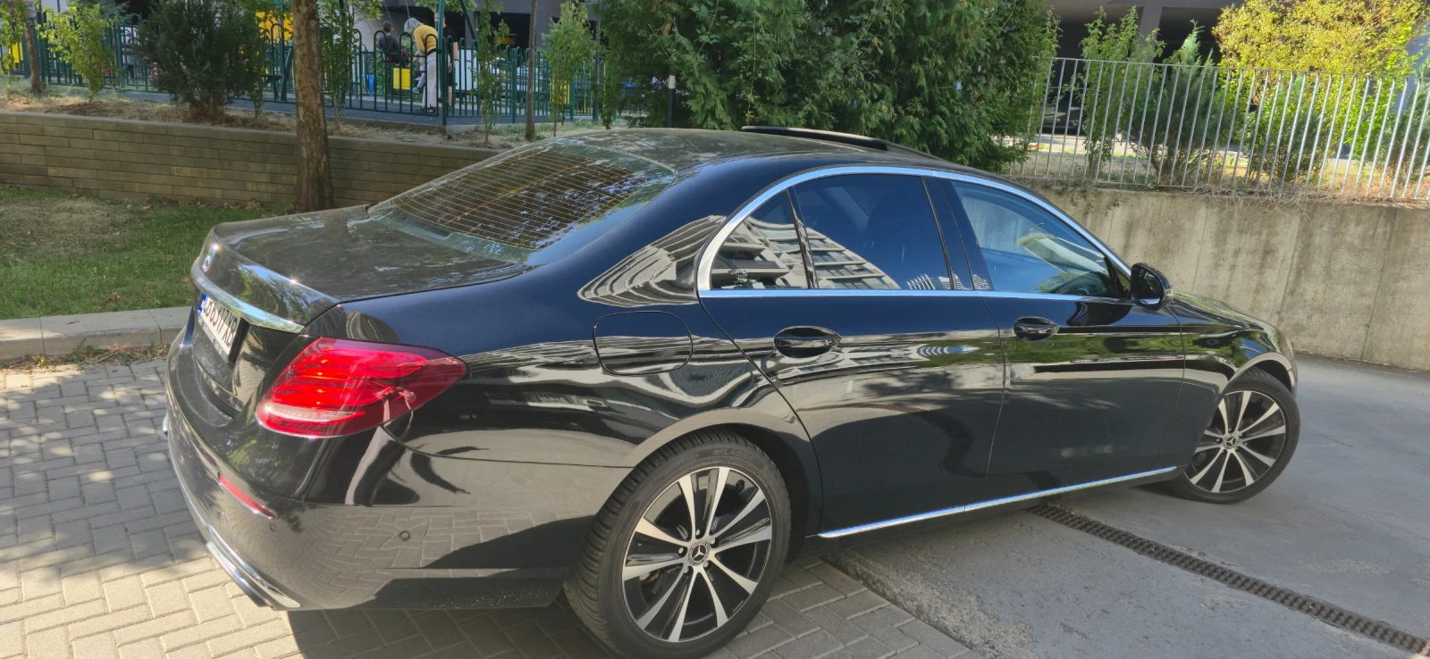Mercedes-Benz E 350 258 к.с , снимка 2 - Автомобили и джипове - 56289666