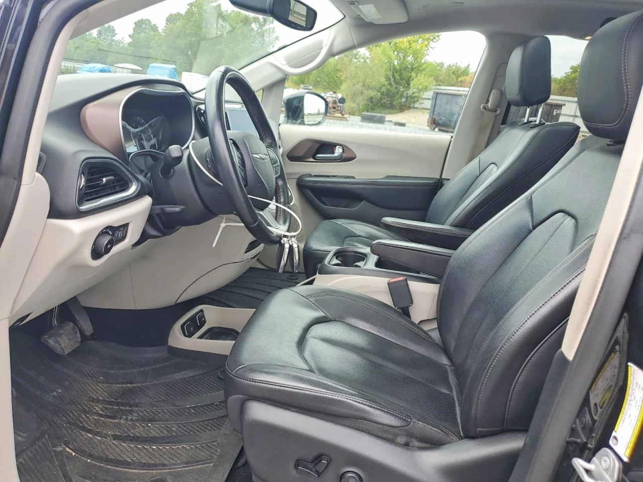 Chrysler Pacifica 3.6l Touring L Plus, снимка 7 - Автомобили и джипове - 56416862