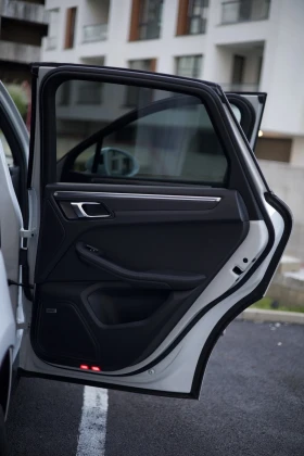 Porsche Macan S - 35 000 km , снимка 15