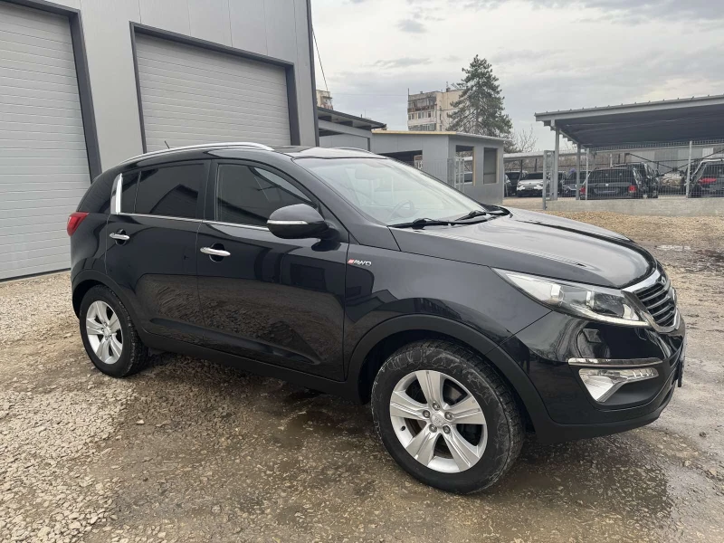 Kia Sportage 2.0CRDI* Full* LED* Avtomat* 4x4, снимка 7 - Автомобили и джипове - 49458143