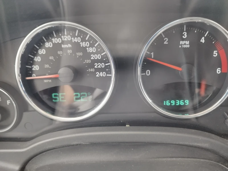 Jeep Compass 4x4 Limited, снимка 15 - Автомобили и джипове - 52010918